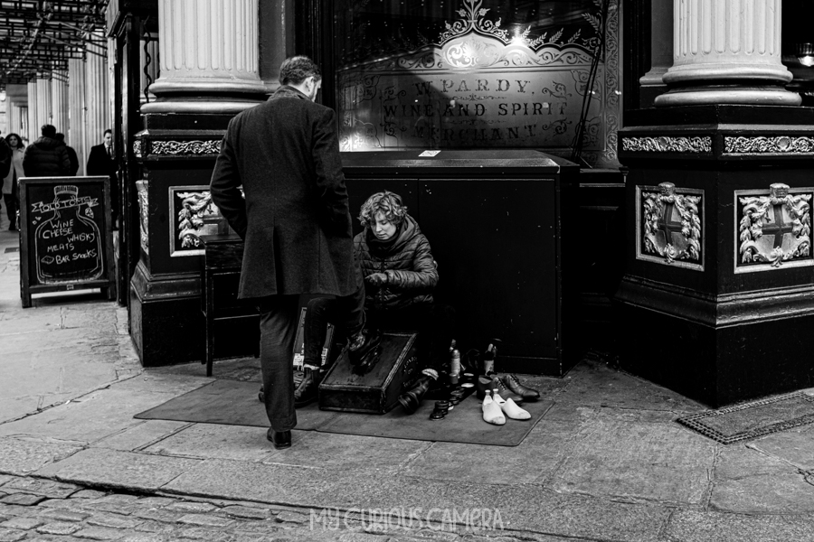 Leadanhall Market shoe shiner