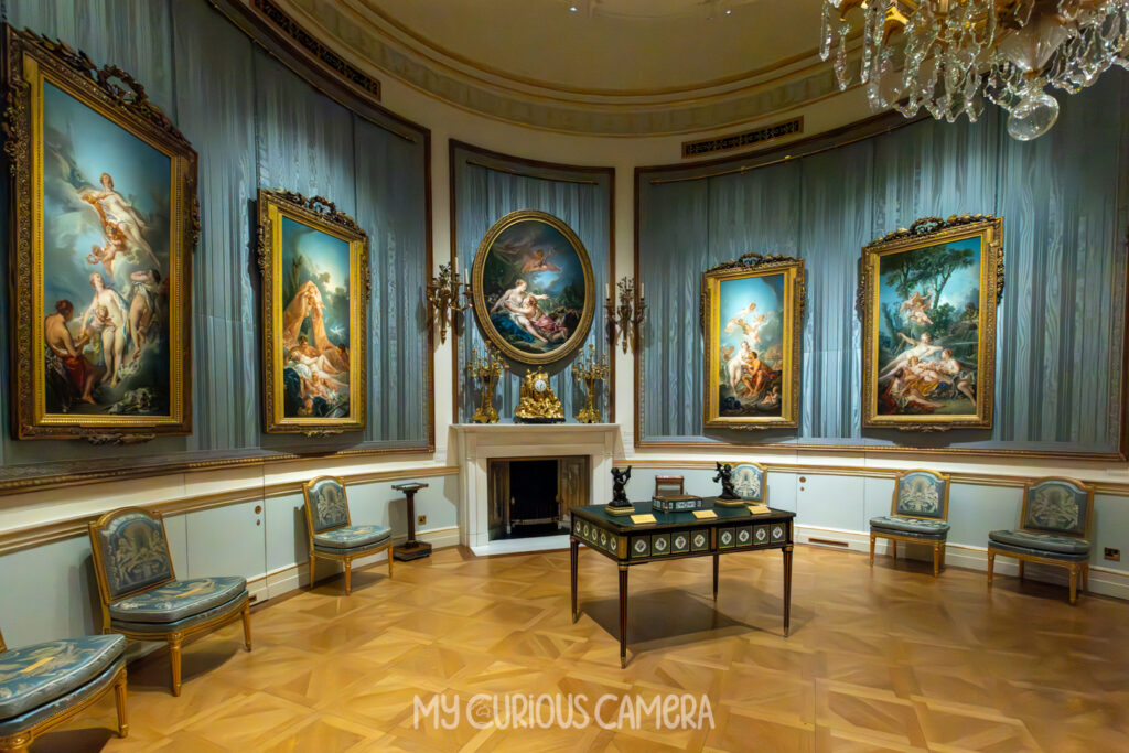 The Wallace Collection 18th century French furniture and art