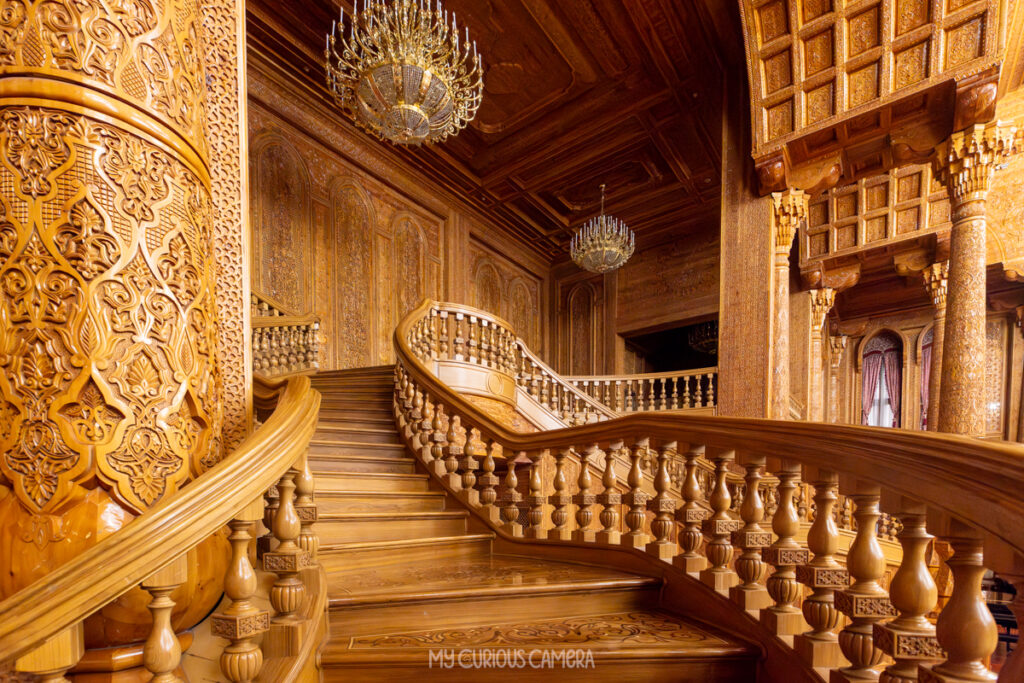 This is the breathtaking grand wooden staircase inside the ⁠Navruz Palace (also known as Kokhi Navruz)